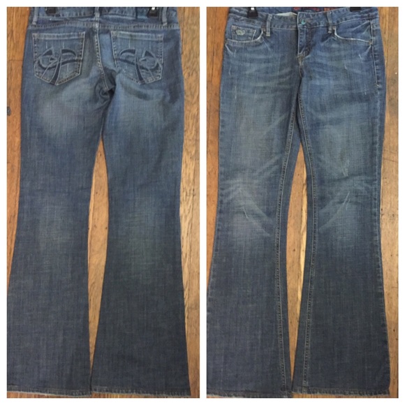 BUNDLE. CHIP & PEPPER "LAGUNA BEACH FLARE" DENIMS - Picture 2 of 4