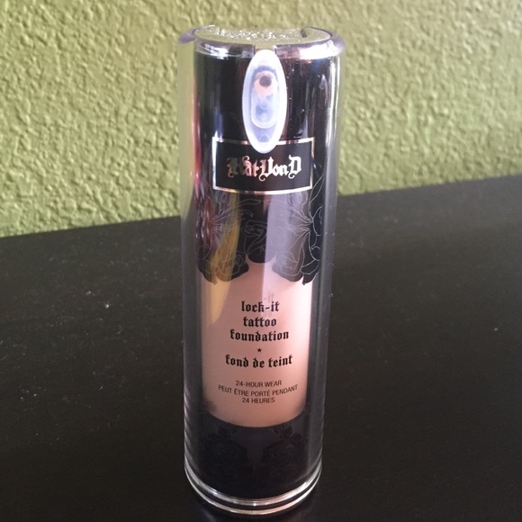 Kat Von D lock-it tattoo foundation in Light 48