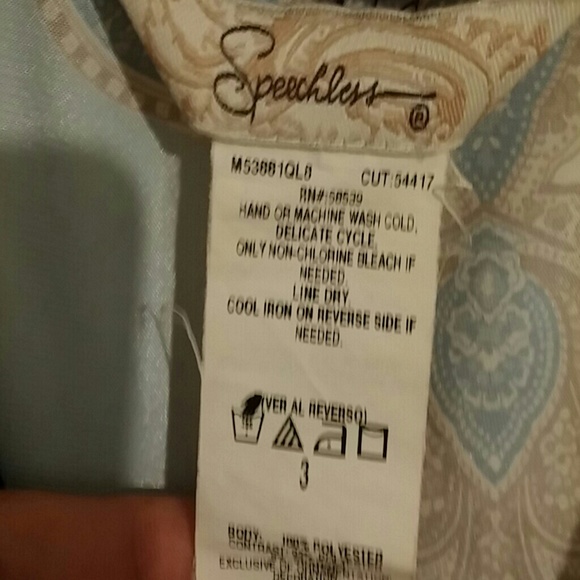 Dress - Picture 3 of 4