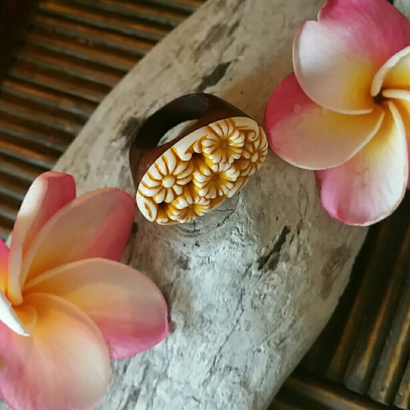 Chunky 70's style ring - Size 12.5