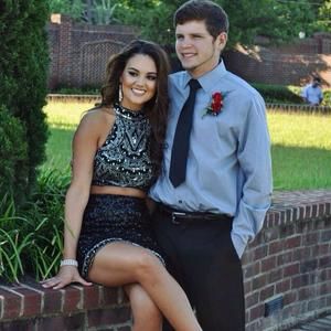 Meet your Posher, Danyelle