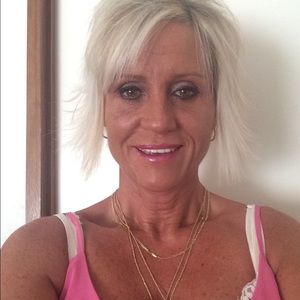 Meet your Posher, Vickie