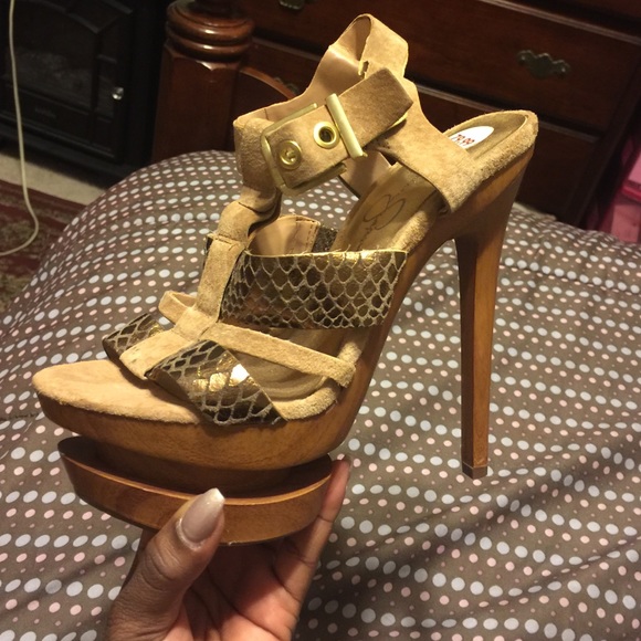 Jessica Simpson shoes