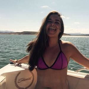 Meet your Posher, Lexi