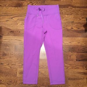 Lululemon crop pants