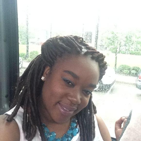 Meet your Posher, Quadia