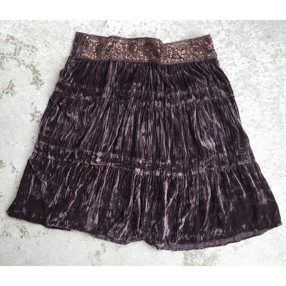 BCBG Boho Broomstick Skirt NWT - Picture 4 of 4