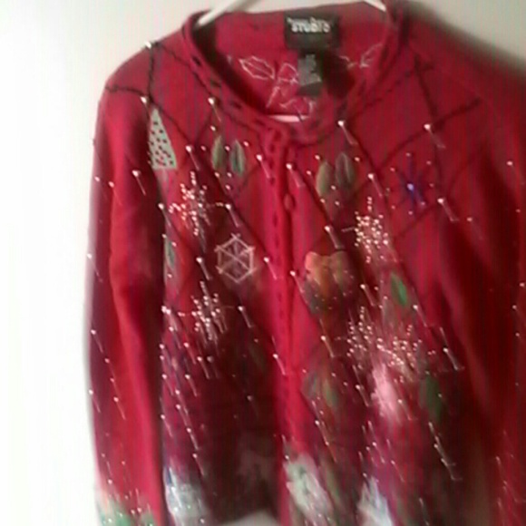 Sweaters - Picture 3 of 3