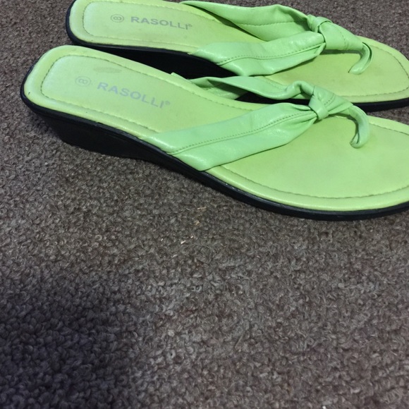 Platform sippers - Picture 2 of 2