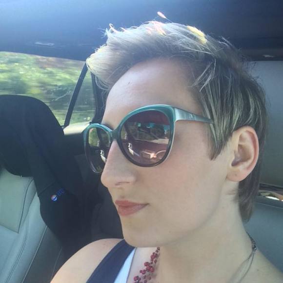 Meet your Posher, Brittany