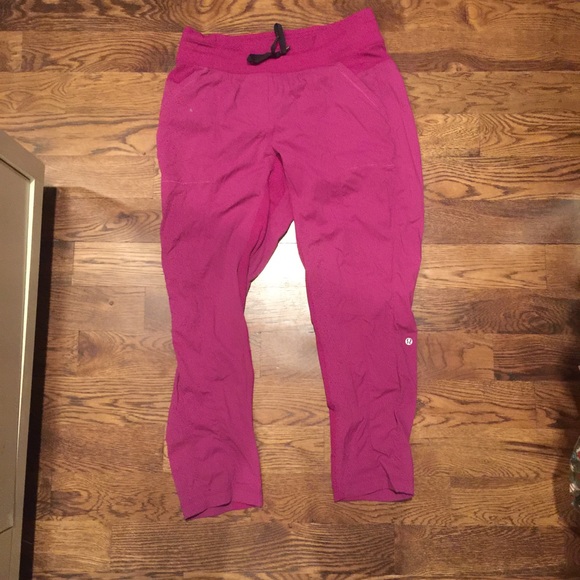 Lululemon crop pants