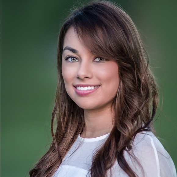Meet your Posher, Melissa