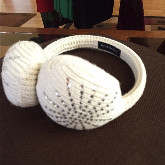 New Earmuffs white nine west cute ! Rhinestones