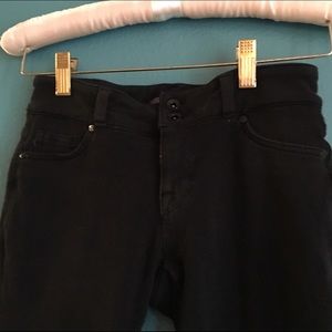 Black skinny jeans