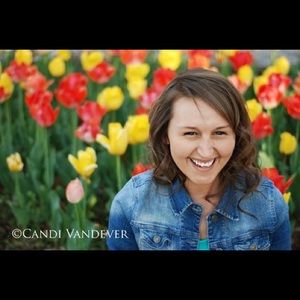 Meet your Posher, Sara