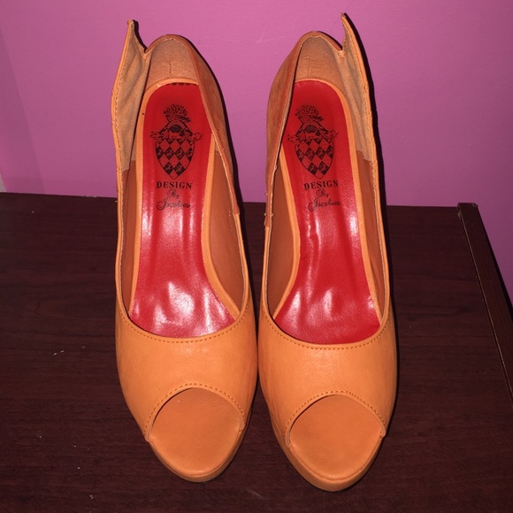 Platform heels - Picture 2 of 3