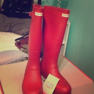 Red matte super cute hunter boots