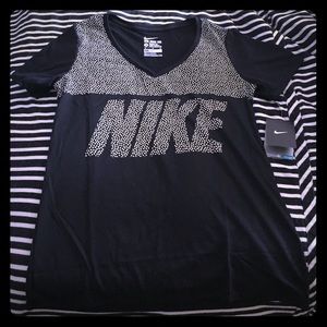 NWOT - Black and White Nike Dri-Fit V Neck