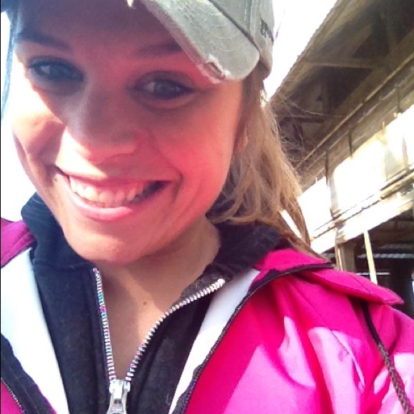 Meet your Posher, Carmen - Picture 1 of 1