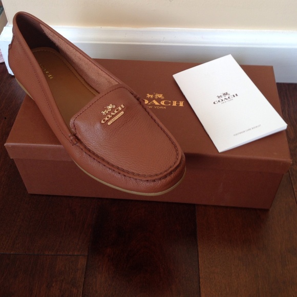 π«soldπ«πHP 10/26 π Coach leather shoes - Picture 3 of 4