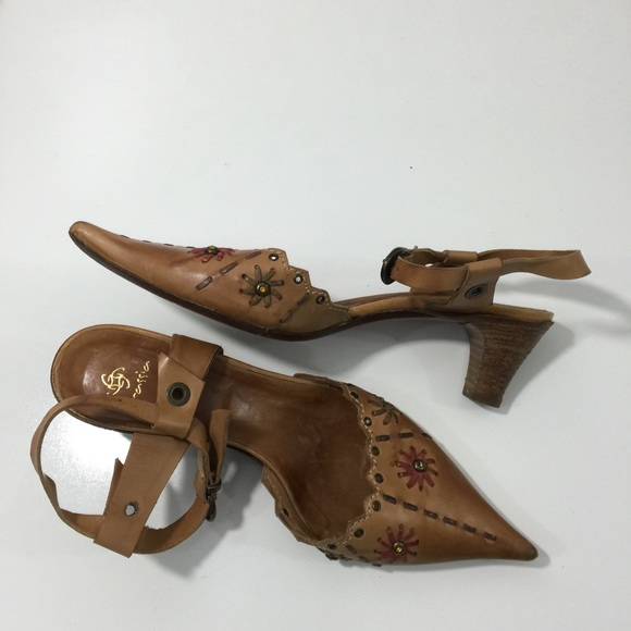 Grassia Shoes - Picture 4 of 4