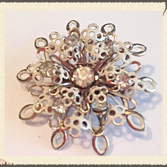 Vintage Snowflake Enamel & Rhinestone Lace Brooch