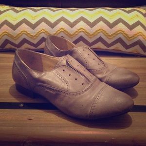 Oxford shoes