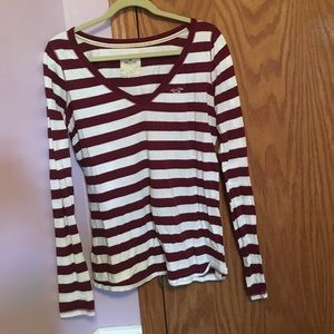 Hollister long sleeve v-neck