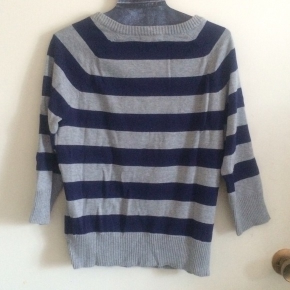 3/$15 Forever 21 Striped Supply Cardigan Size M - Picture 2 of 3