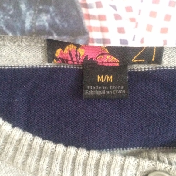 3/$15 Forever 21 Striped Supply Cardigan Size M - Picture 3 of 3