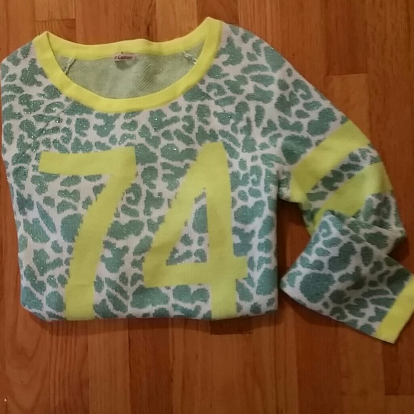 Juicy Couture Tops - NEW without tags! . juicy Couture