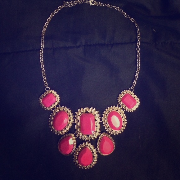 Necklace - Picture 1 of 1