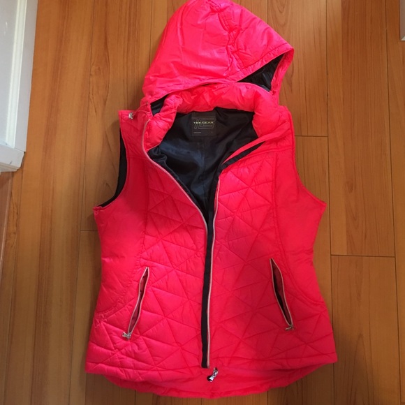 High quality pink vest