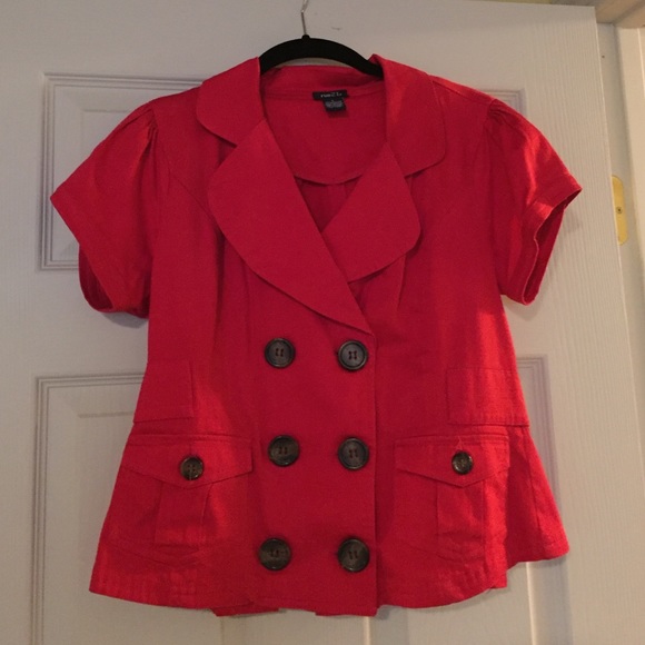 -SOLD- Cute red jacket style top - Picture 1 of 2