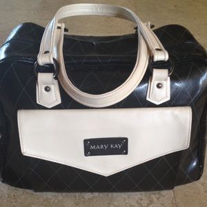 Large bag with organizer caddy