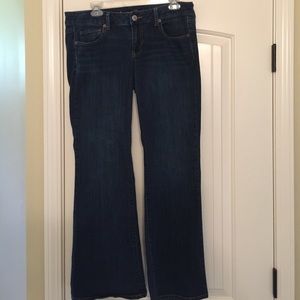 American Eagle size 12 dark wash blue jeans