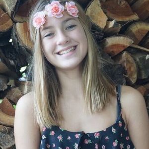 Meet your Posher, Lucy