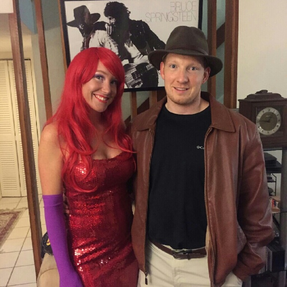 Meet your Posher, Megan - Picture 2 of 4