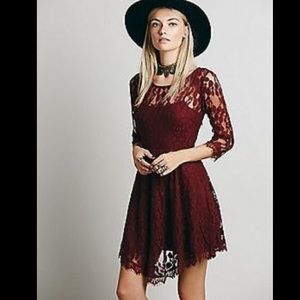 Lace sleeve dress