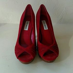 Steve Madden peep toes size 7.5