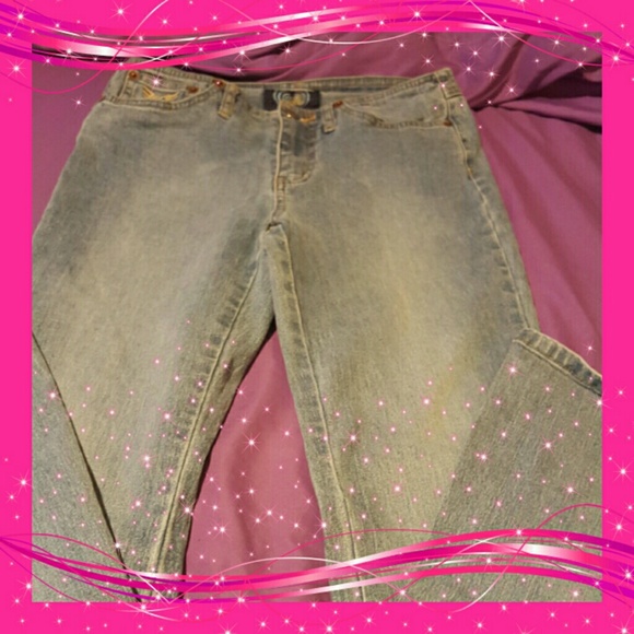 FLASH SALE! ANGELS LIGHT WASH JEANS