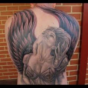 Meet your Posher, Eduardo