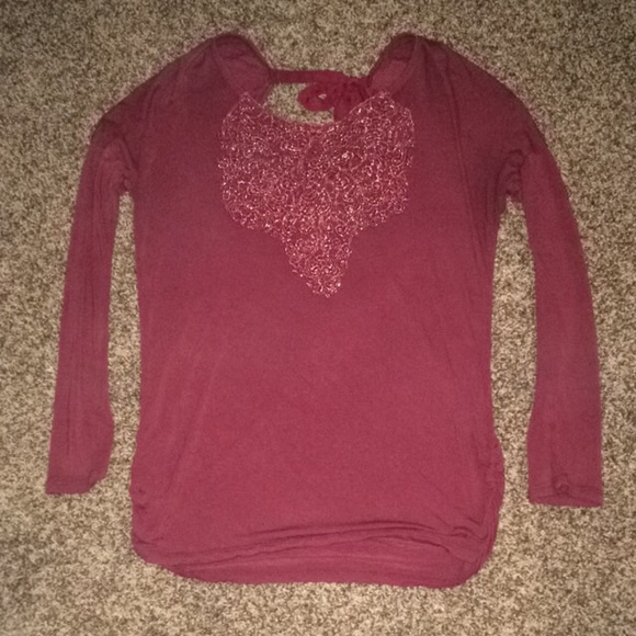 long sleeved vanity shirt with accents
