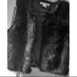 Fur vest