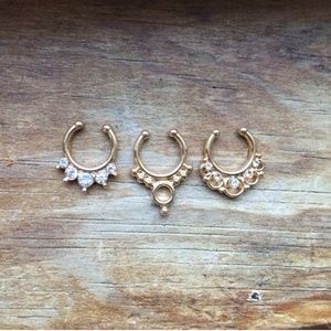 2 Gold faux gold septum rings w/ rhinestones