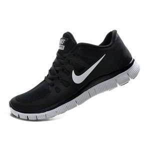 Nike Free runs 5.0
