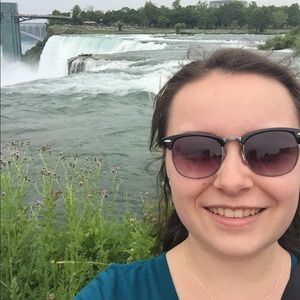 Meet your Posher, Nicollette