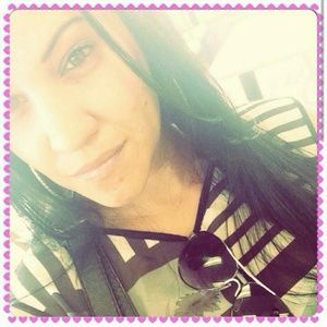 Meet your Posher, Jessica