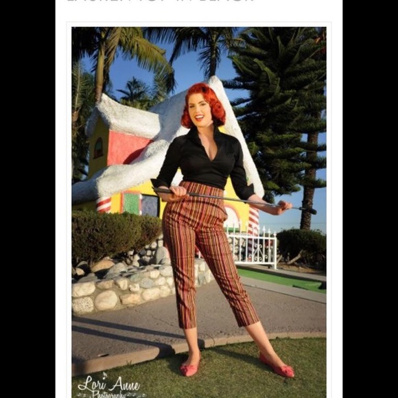 Hold for @francescab PUG Capri trousers XXL