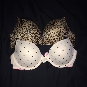 Victoria's Secret set of two 34B